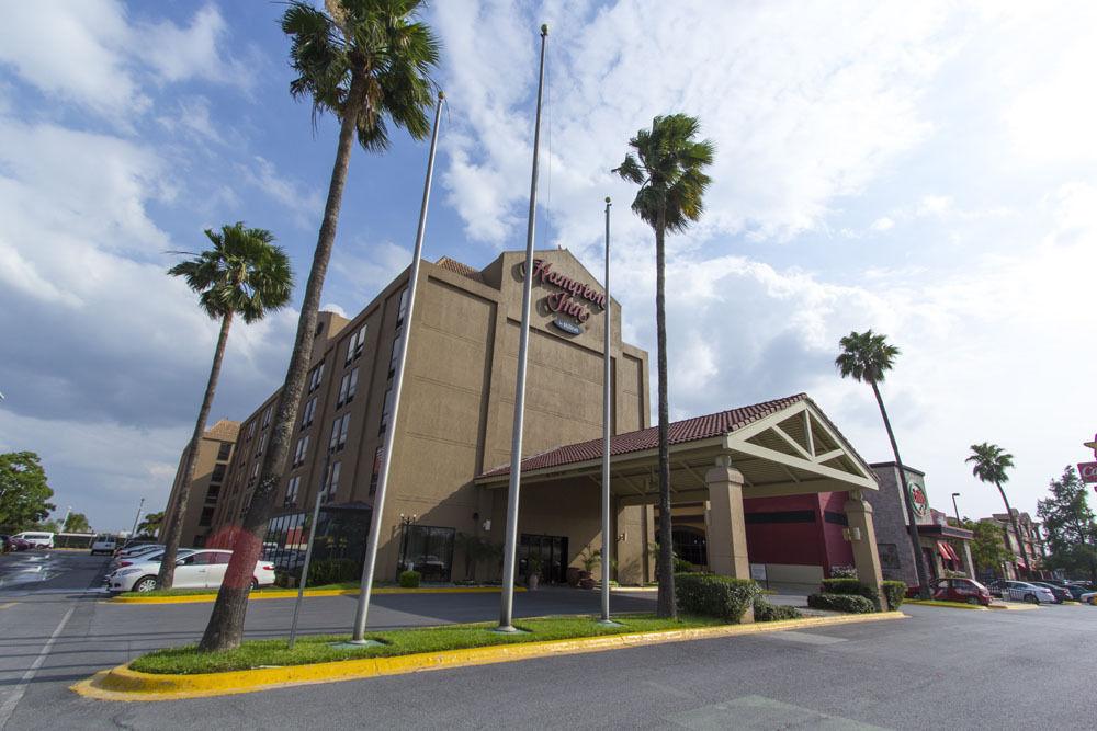 Hampton Inn Monterrey-Airport Apodaca Exterior photo